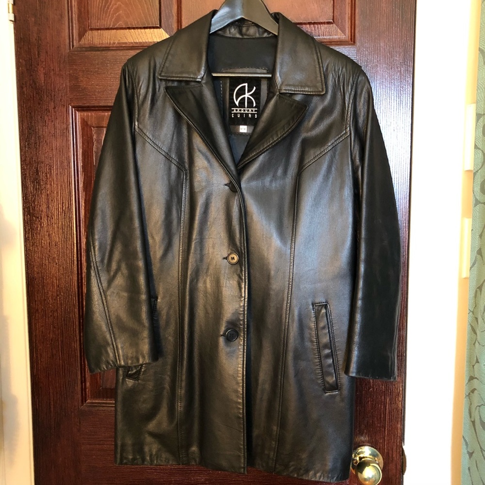 High quality vintage leather jacket, blazer style